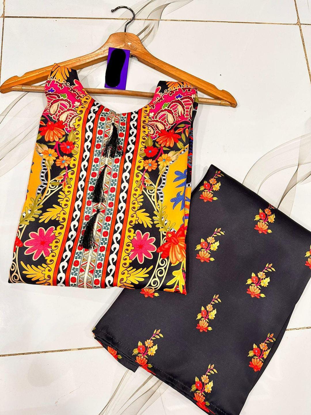 Stunning Women's Stitched 2 Pcs