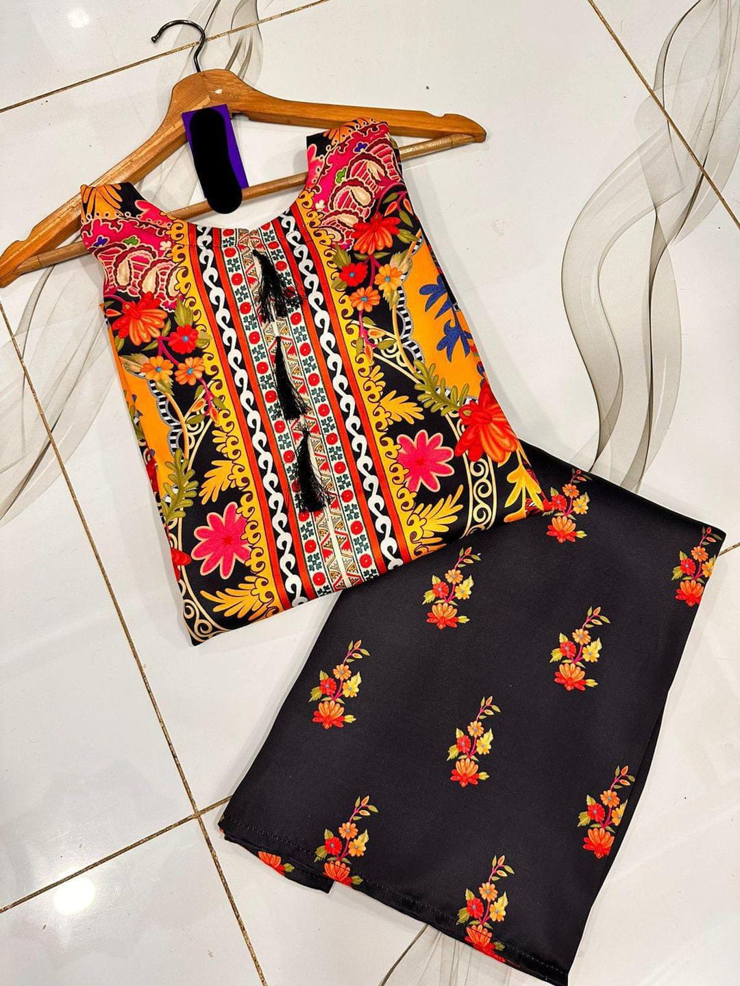 Stunning Women's Stitched 2 Pcs